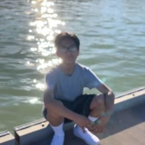 Meet your Posher, Carlos